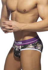 Violet Flowers Brief